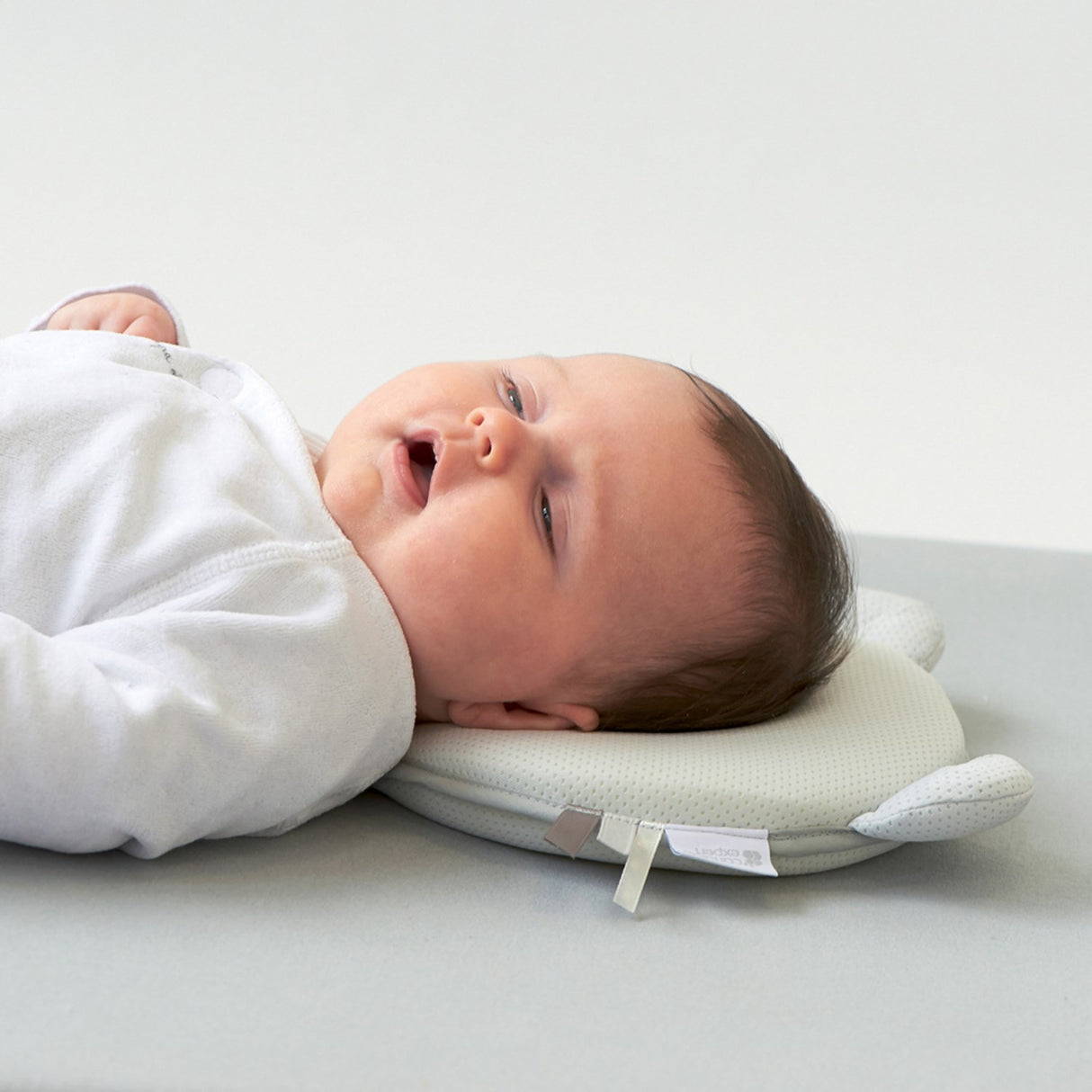 Candide Grey Panda Baby Pute Air