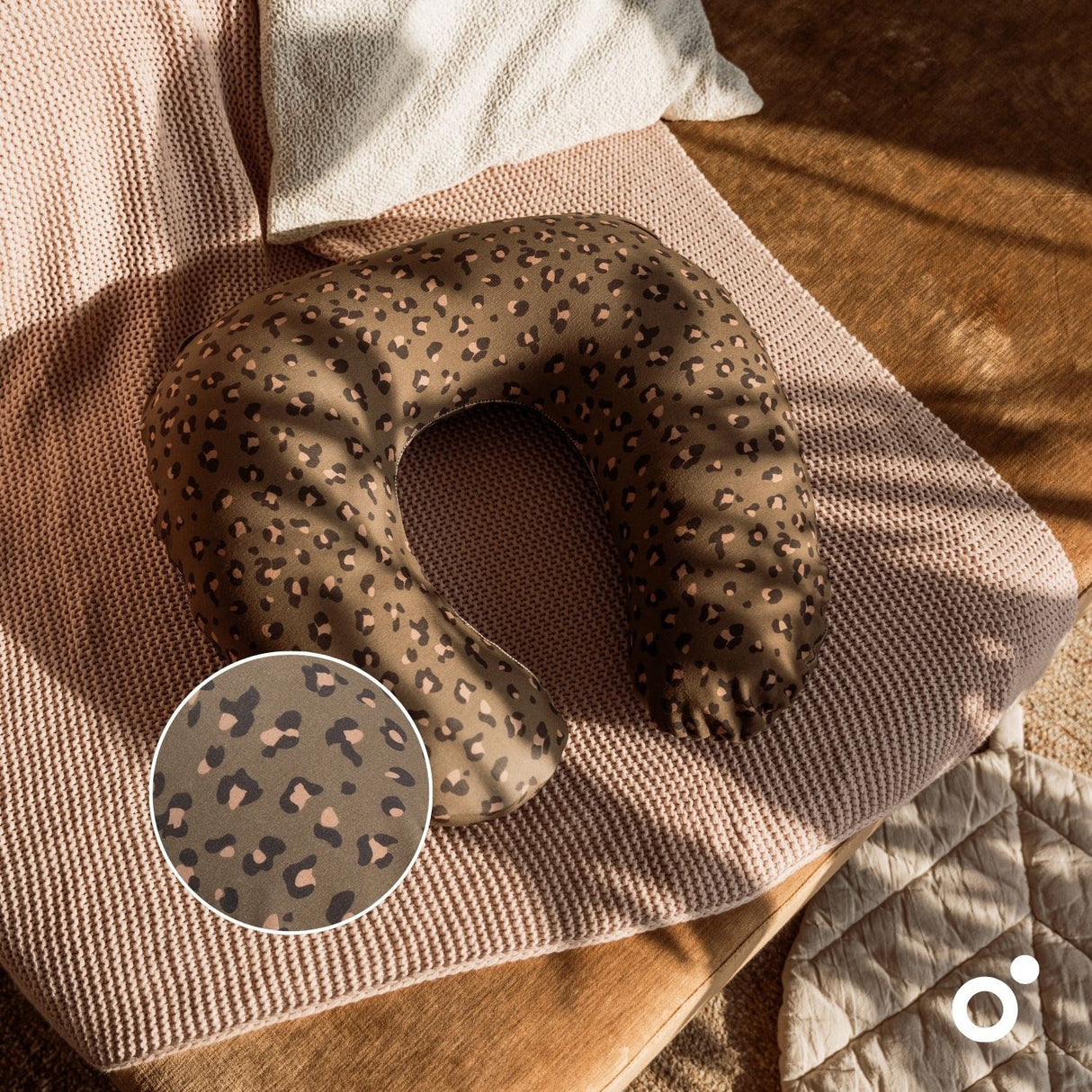 Doomoo Dark Leopard Nursing Pute
