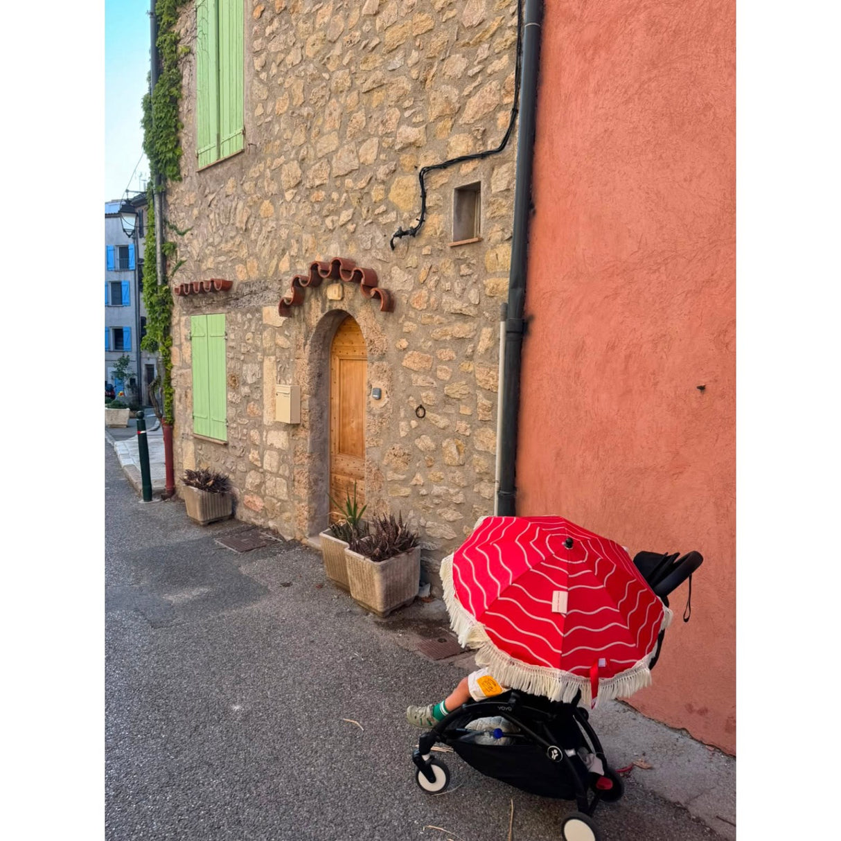 KongWalther Red Parasol