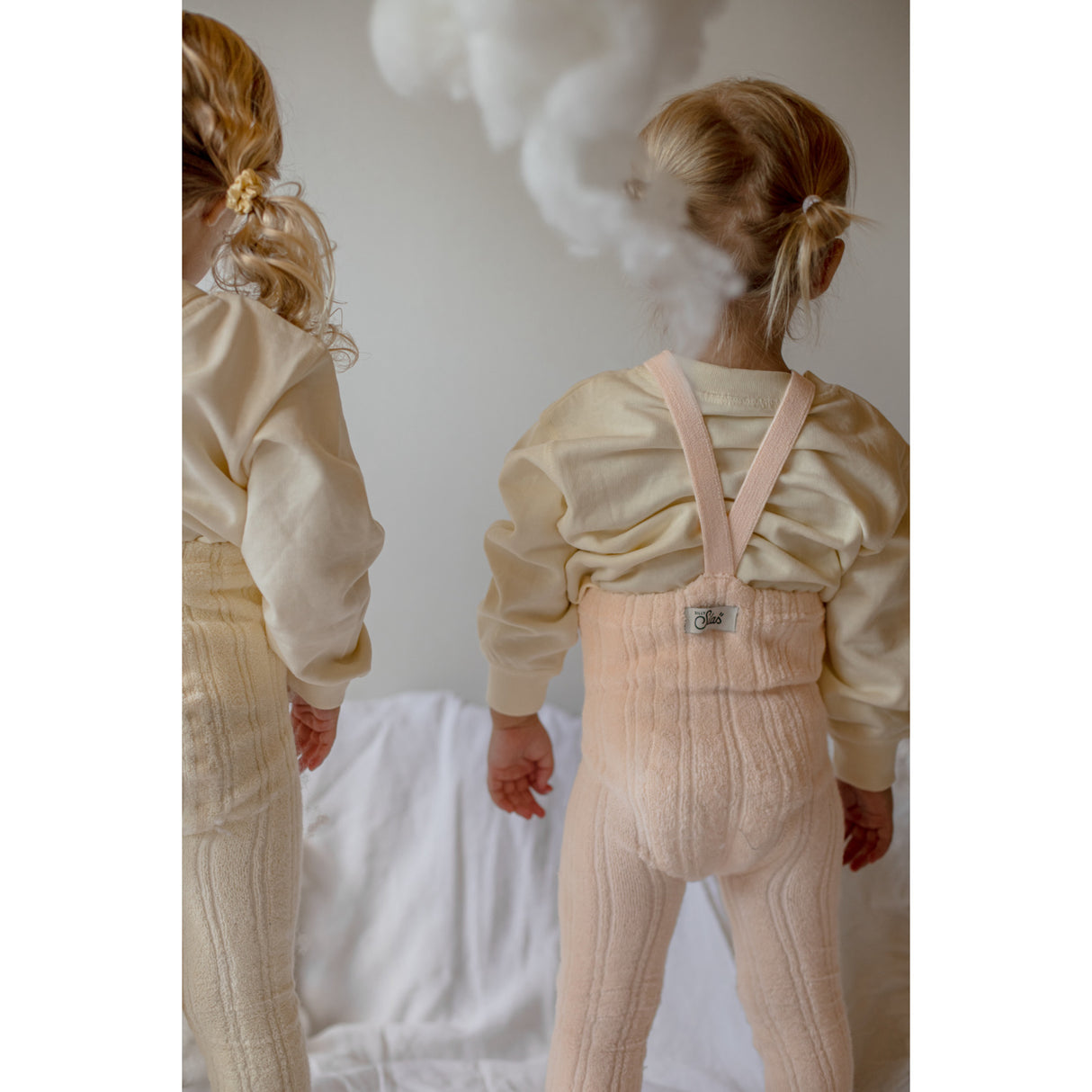 Silly Silas Granny Teddybjørn Footless Strømpebukser Med Braces Silky Peach