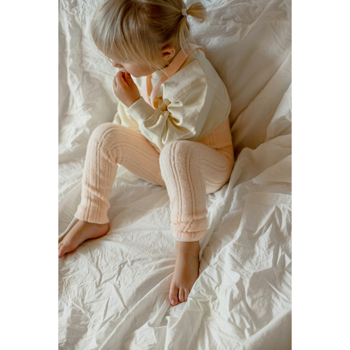 Silly Silas Granny Teddybjørn Footless Strømpebukser Med Braces Silky Peach