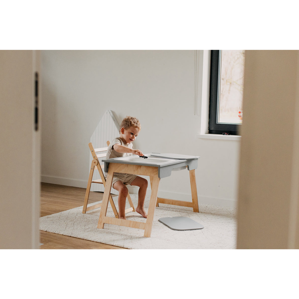 Duck Woodworks Grey Sensory Table Med 2 Boxes Included