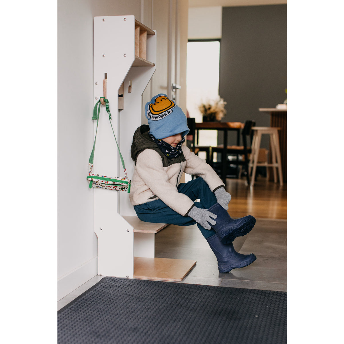Duck Woodworks White Garderob Outerwear