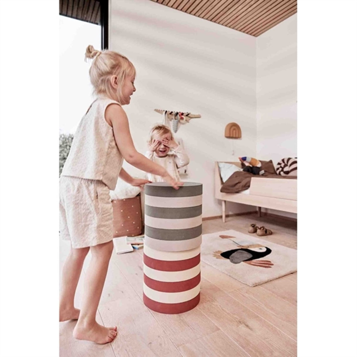 OYOY Veggmontert Tukan