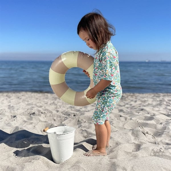 Petit Crabe Betsy D Natsu Heldrakt Liberty© fabric