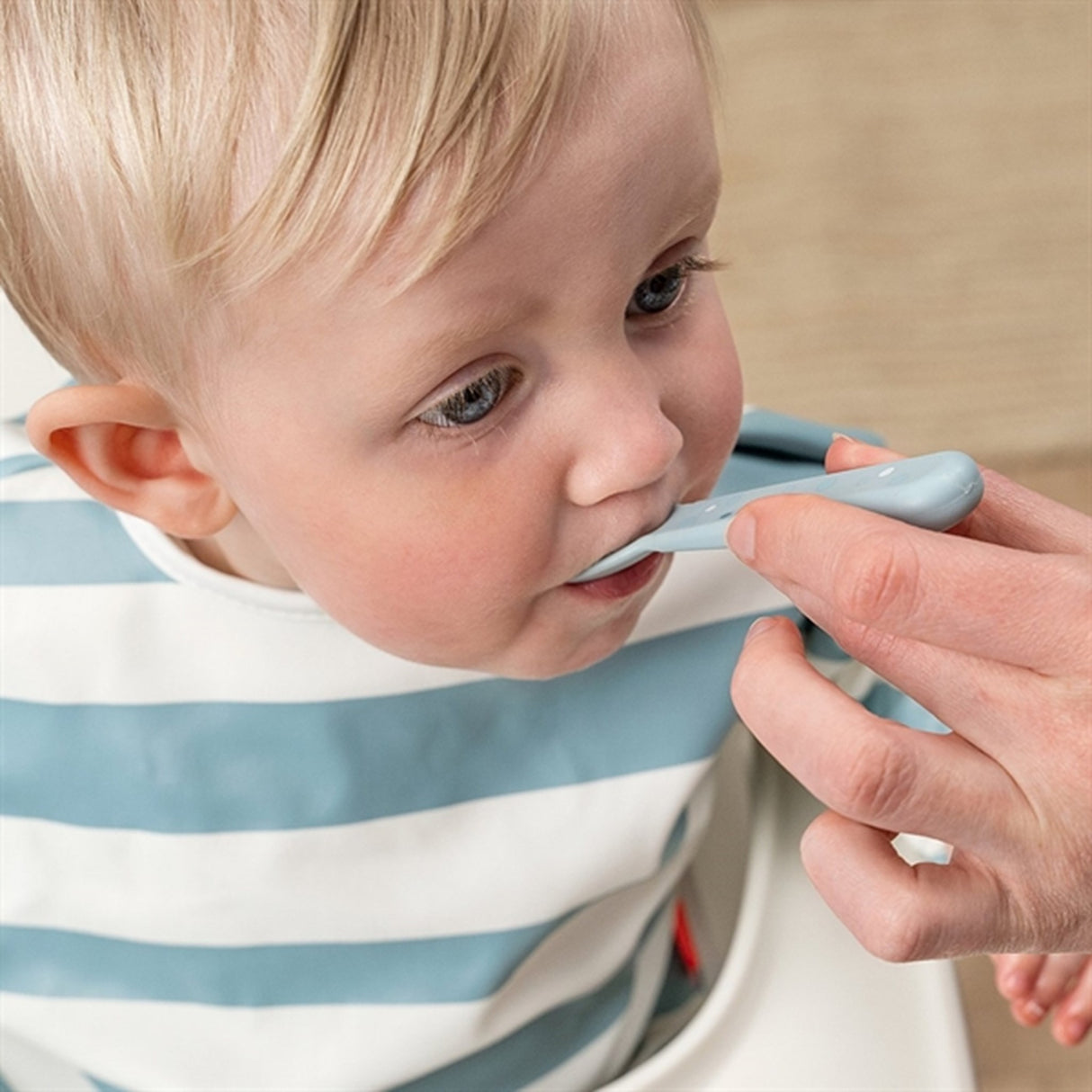 Done by Deer Foodie Bestiksæt Happy Dots Blue