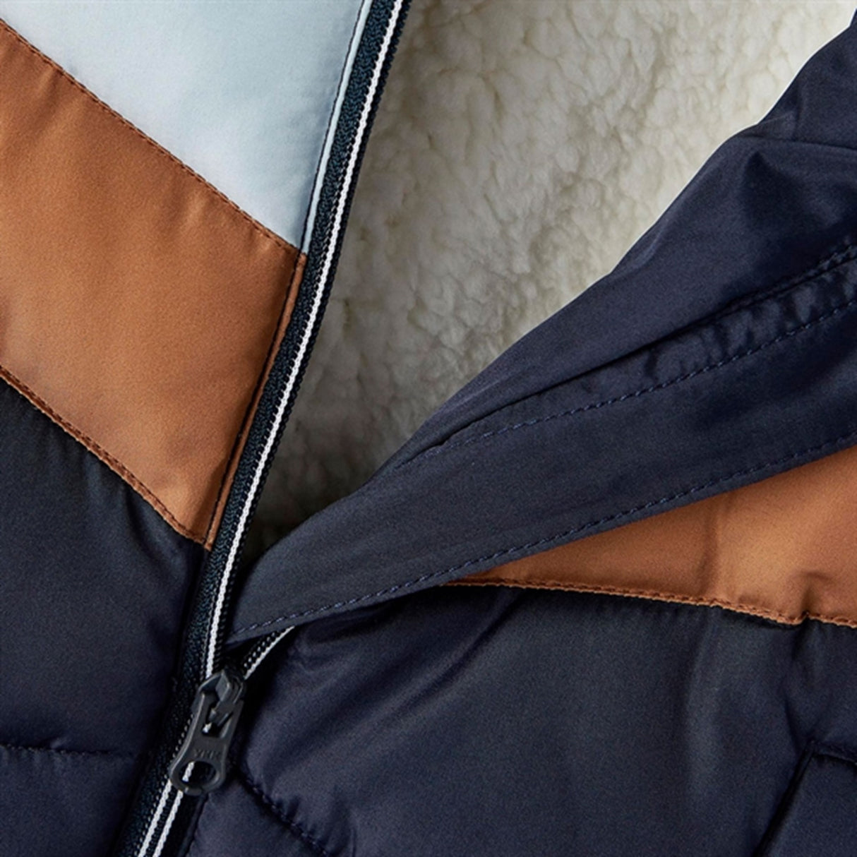 Name it Dark Sapphire Marcos Jakke