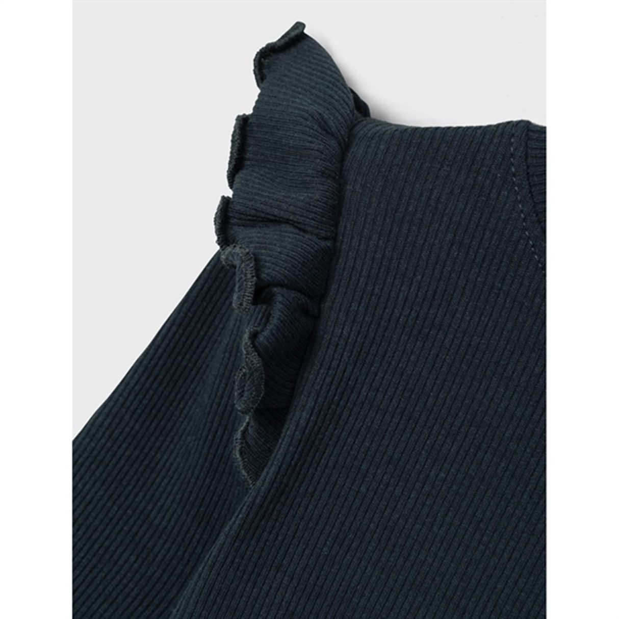 Name it Dark Sapphire Bettie Genser