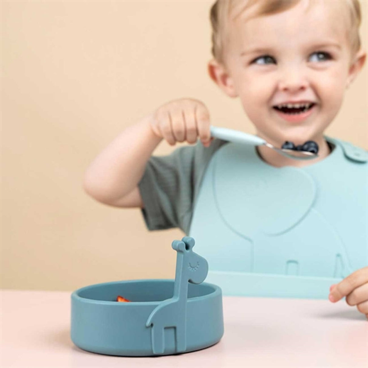 Done by Deer Peekaboo Første Måltidssæt Deer Friends Powder