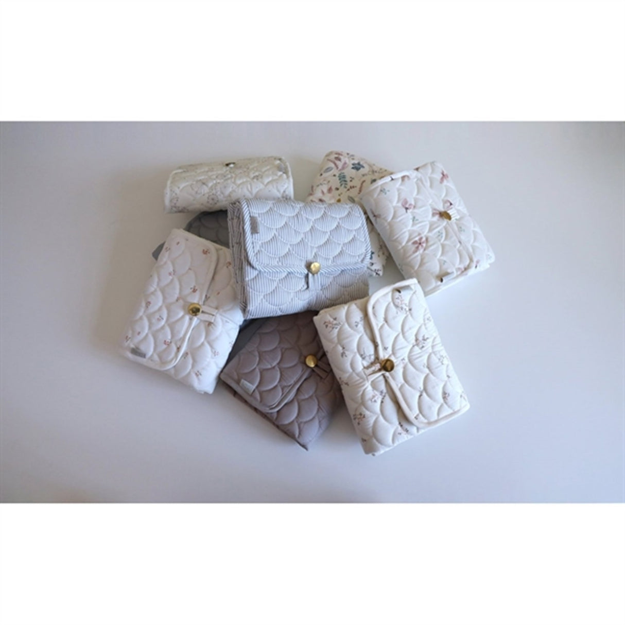 Cam Cam Copenhagen Quiltet Stelleunderlag Classic Stripes Blue, Praline