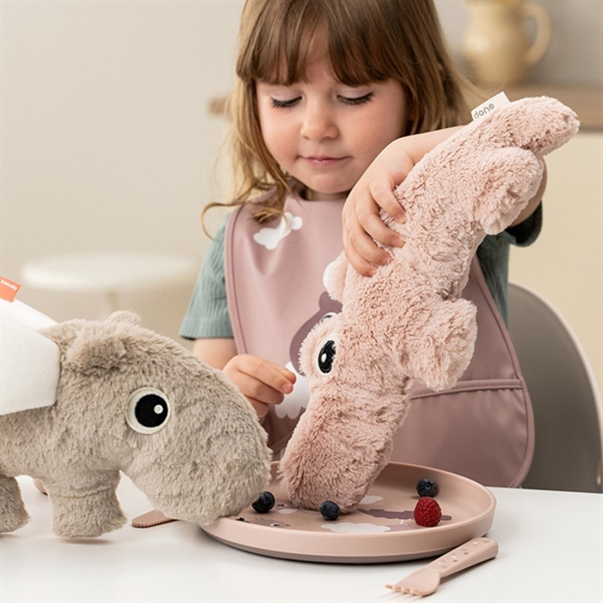 Done by Deer Foodie Tallerken Happy Clouds Powder