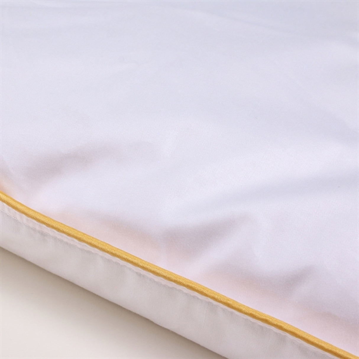 QUILTS OF DENMARK Happy Kids Baby Pute Gåsedun LAV