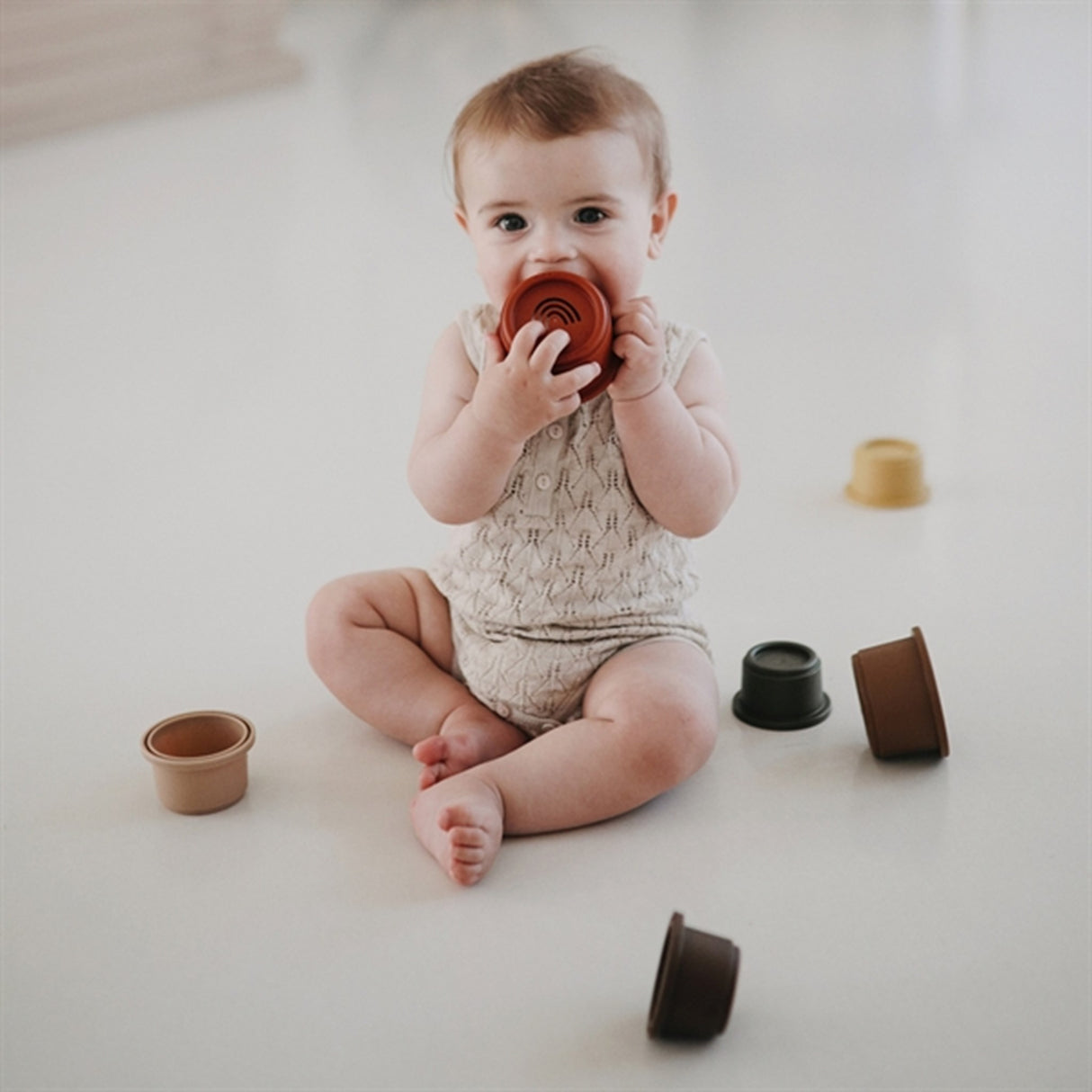 Mushie Stable Kopper Retro