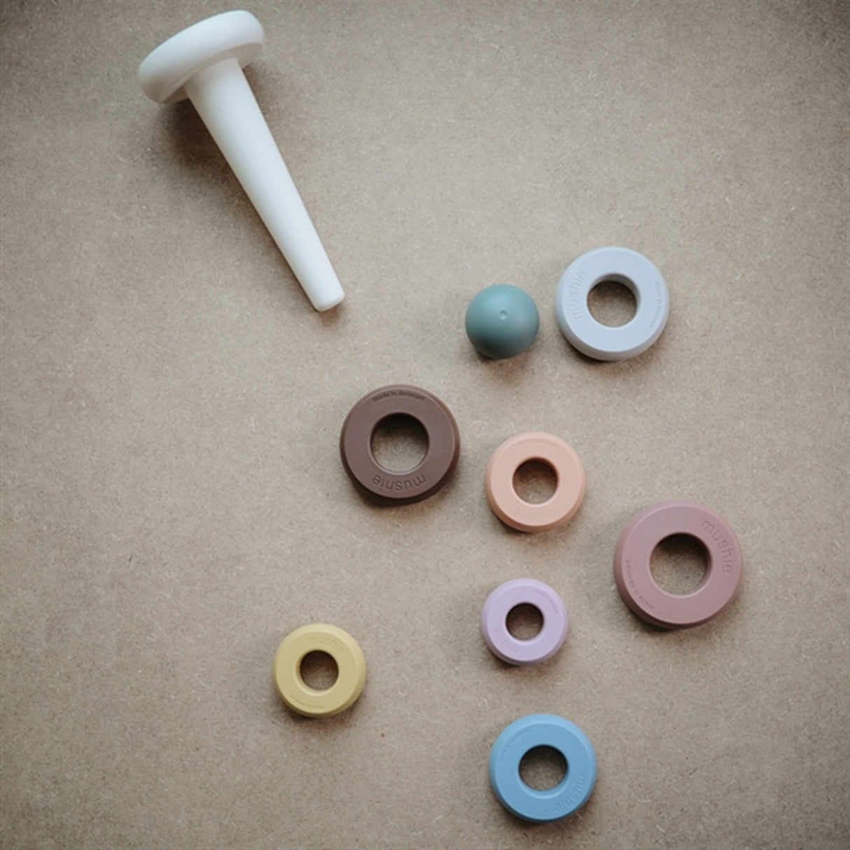 Mushie Stabletårn Rustic