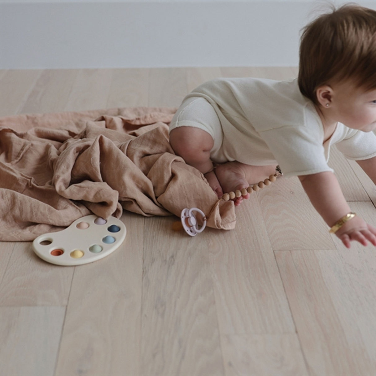 Mushie Aktivitetsleker Palette Multi