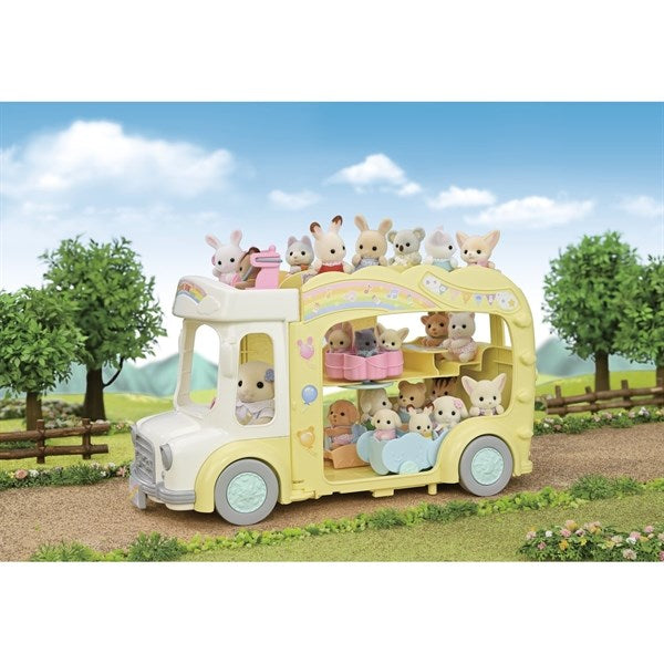 Sylvanian Families® Rainbow Fun Barnehagebuss