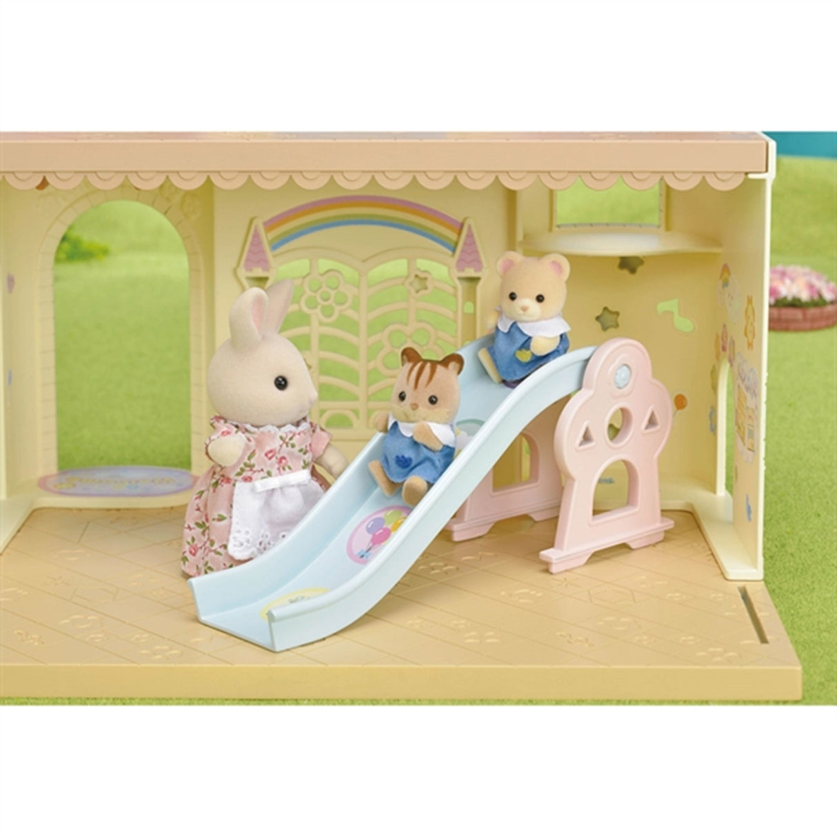 Sylvanian Families® Baby Slottsbarnehage