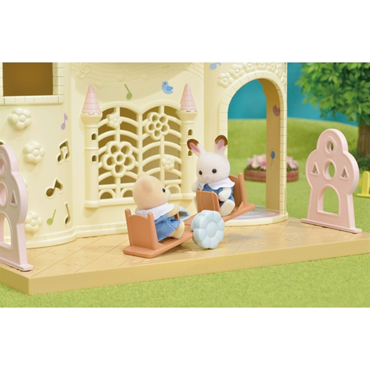 Sylvanian Families® Baby Slottsbarnehage