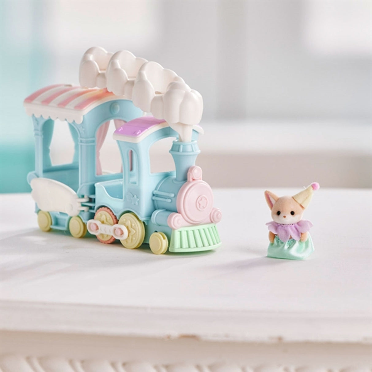 Sylvanian Families® Flygende Sky Regnbuetog