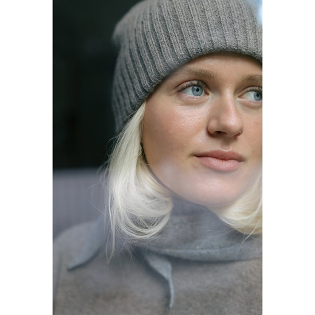 HOLMM Twiggy Carly Ull Strikhue