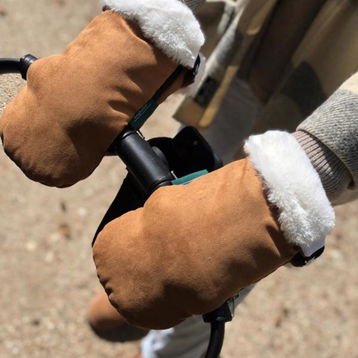 KongWalther Østerbro Barnevogn Hanske Faux Brun Bark