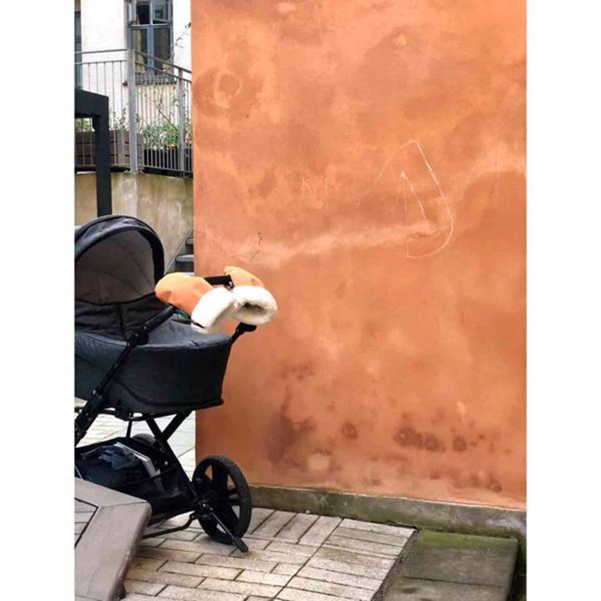 KongWalther Østerbro Barnevogn Hanske Faux Brun Bark