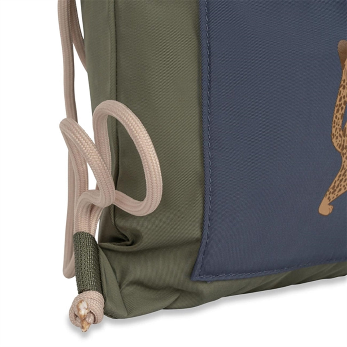 Konges Sløjd Nush Treningsbag Olivine