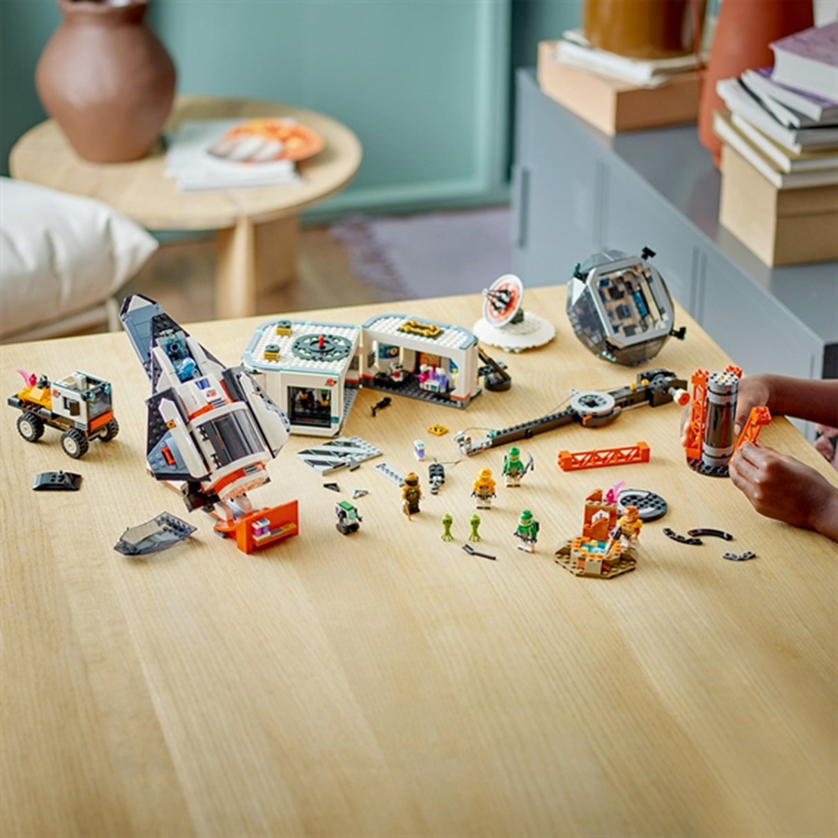 LEGO® City Rombase og Utskytningsrampe for Rakett