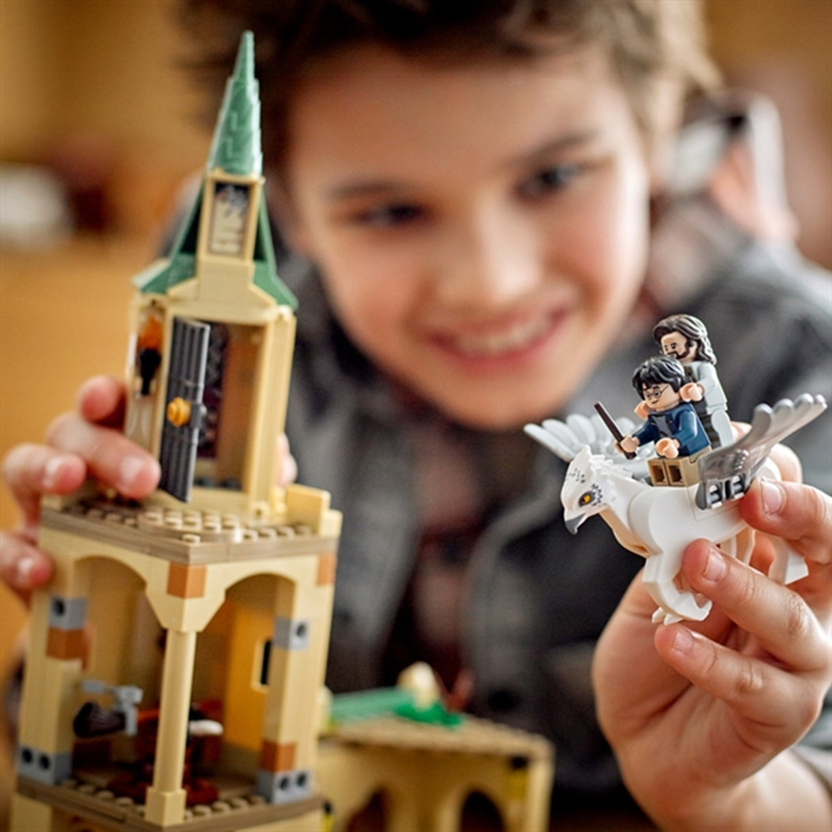 LEGO® Harry Potter™ Galtvort Borggården: Sirius’ Redning 3