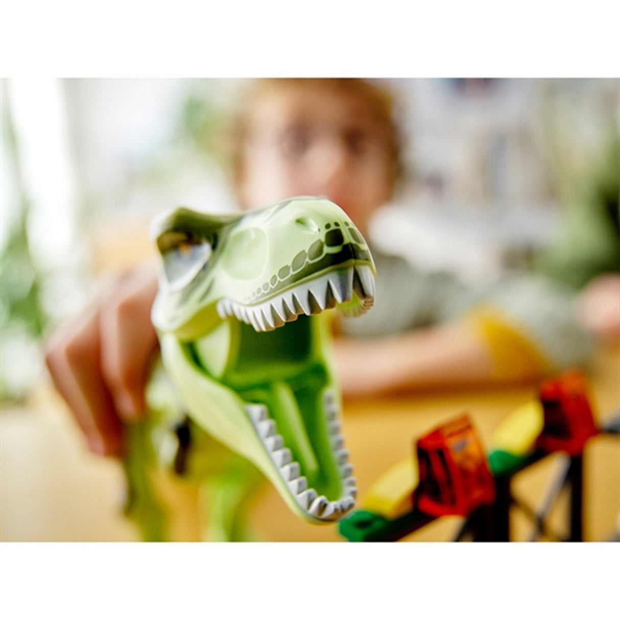 LEGO® Jurassic World™ T. rex på Rømmen
