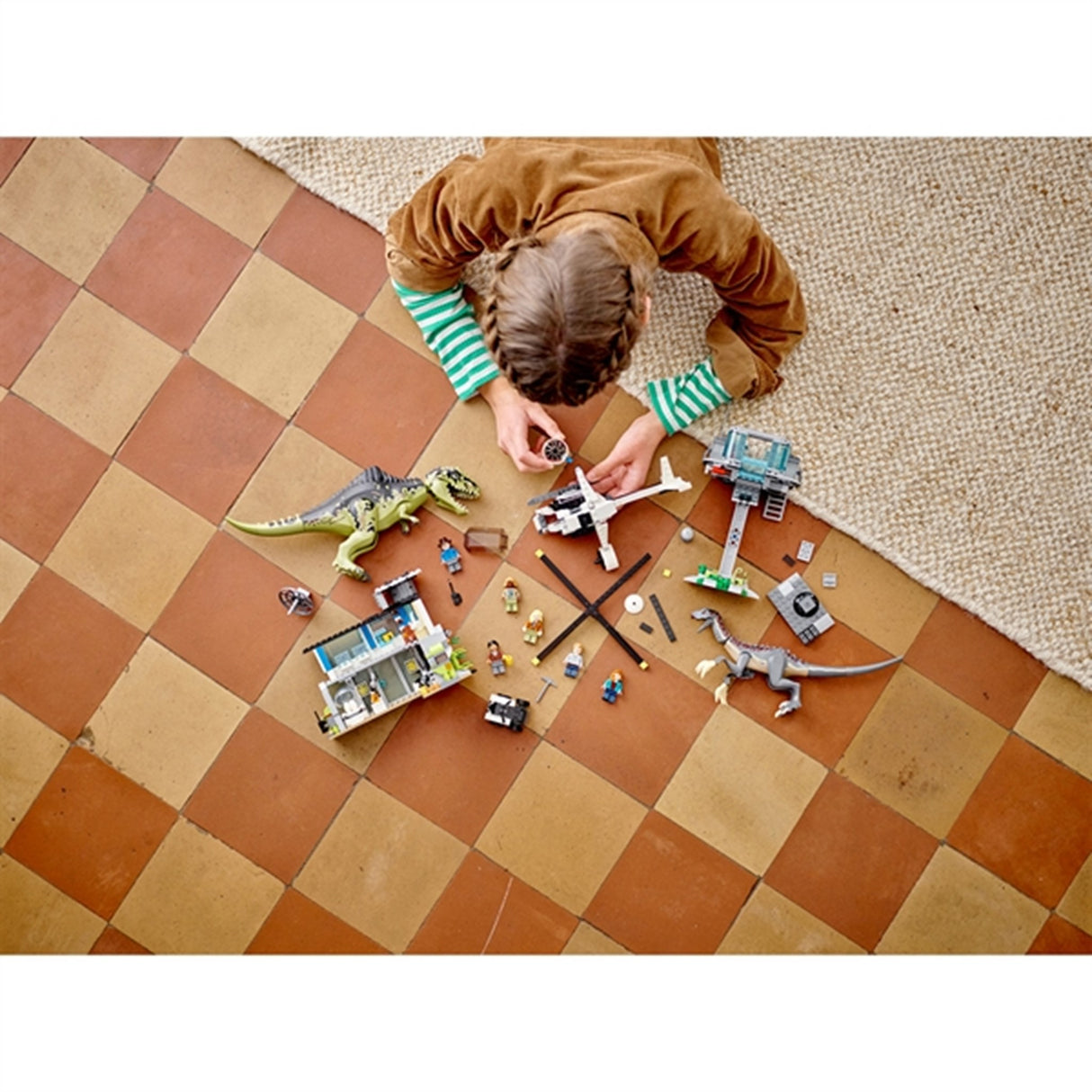 LEGO® Jurassic World™ Giganotosaurus og Therizinosaurus Angriper