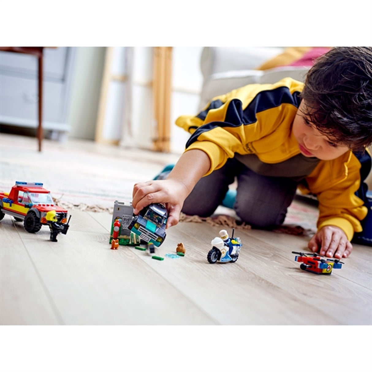 LEGO® City Politijakt- og Brannslukkingssett