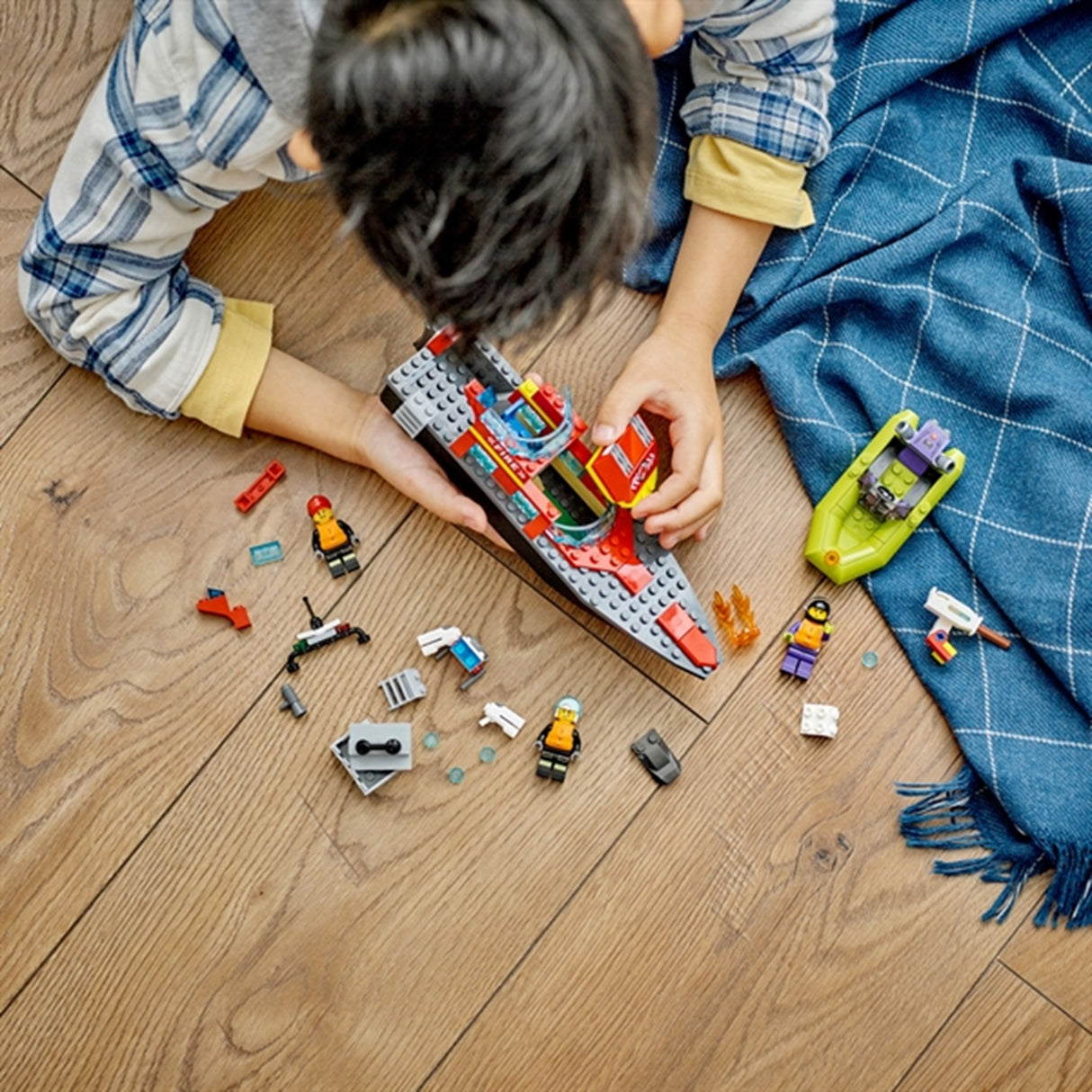 LEGO® City Brannvesenets Redningsbåt