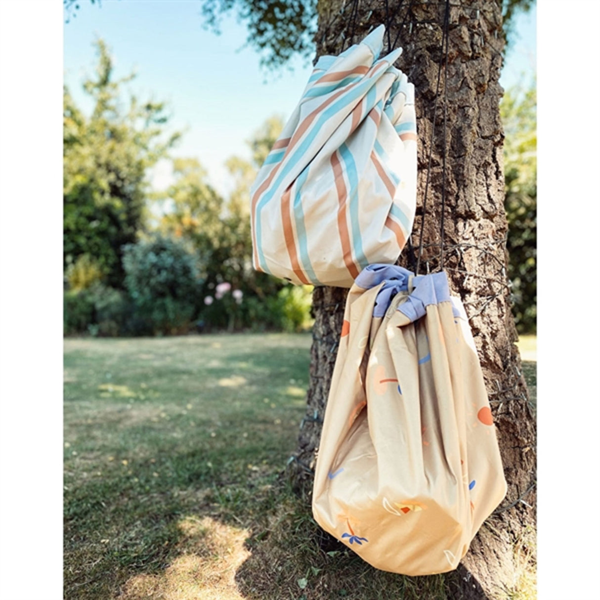 Play&Go 2-i-1 Leketeppe Outdoor Stripes