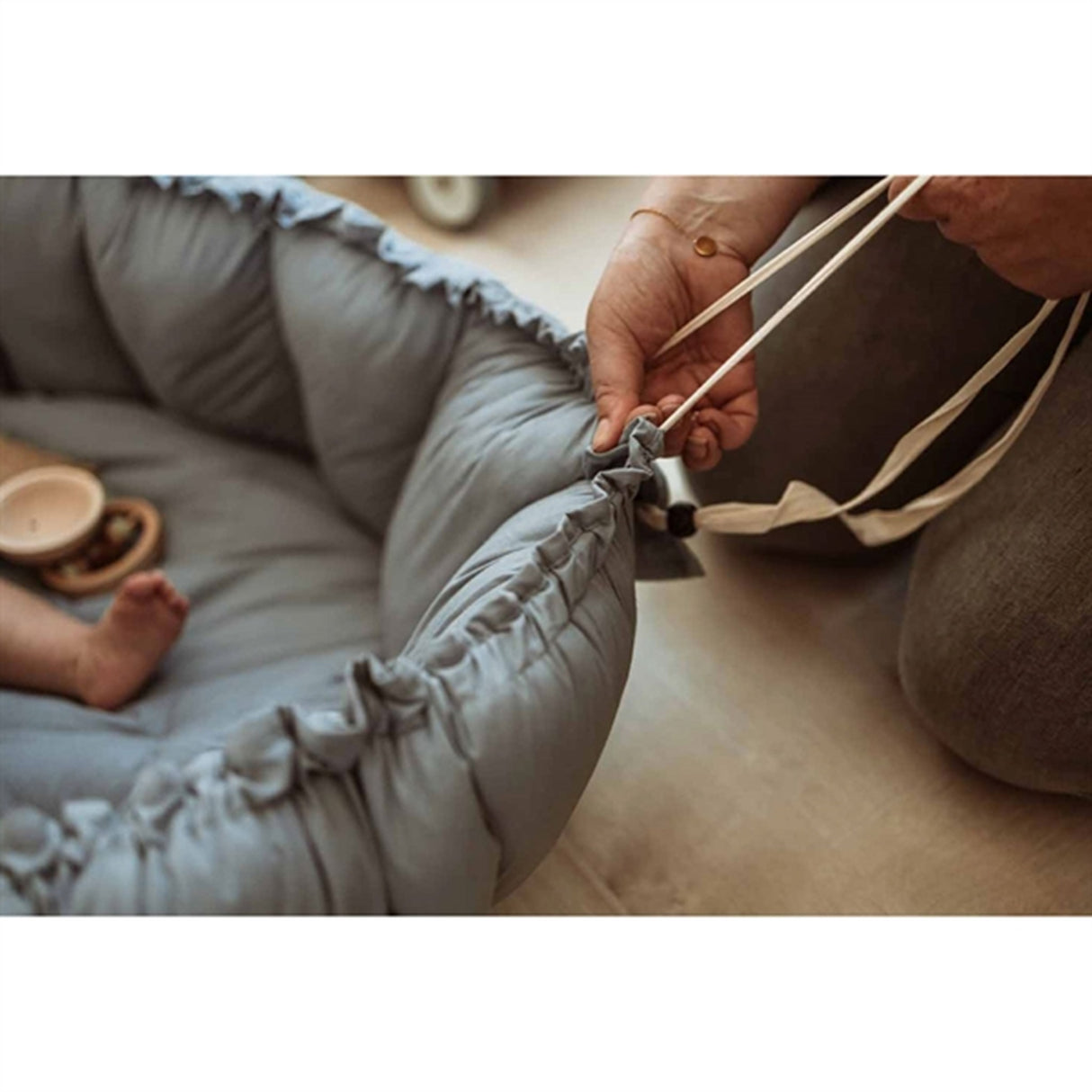 Play&Go 3-i-1 Leketeppe Organic Bloom Dusty Blue