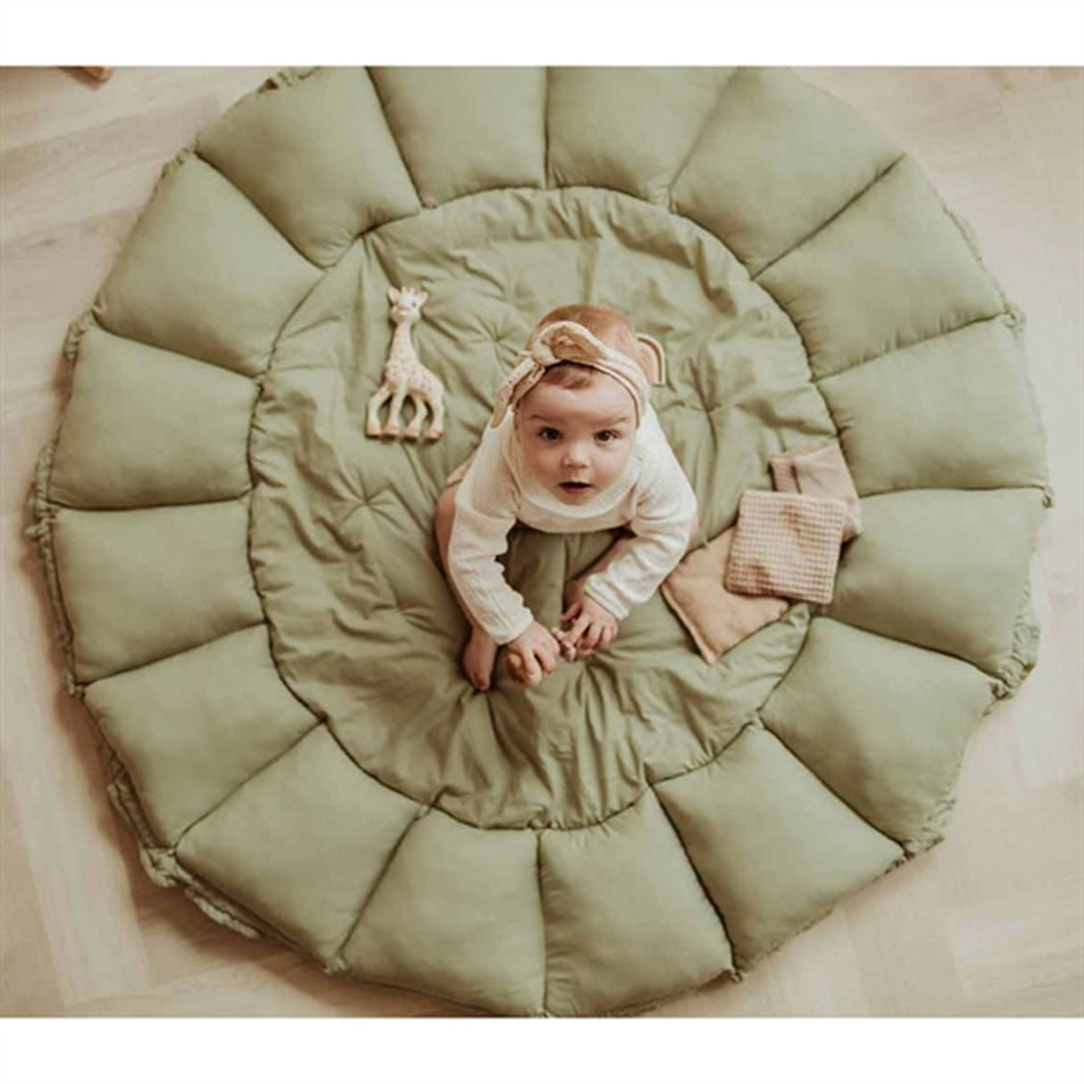 Play&Go 3-i-1 Leketeppe Organic Bloom Meadow green