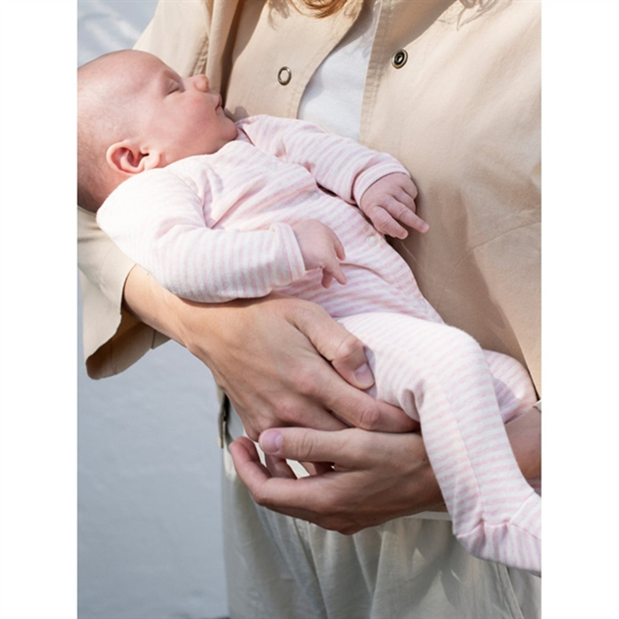 Serendipity Rosebud/Offwhite Newborn Heldrakt m. Føtter