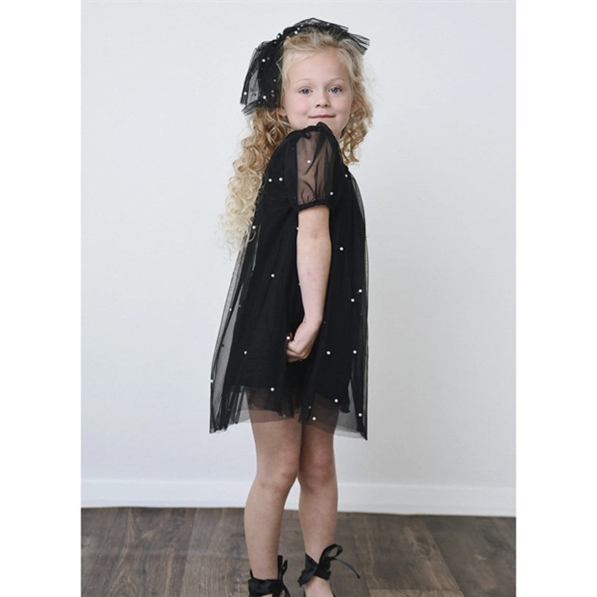Dolly by Le Petit Tom Pearl Tulle Puff Aline Kjole Black