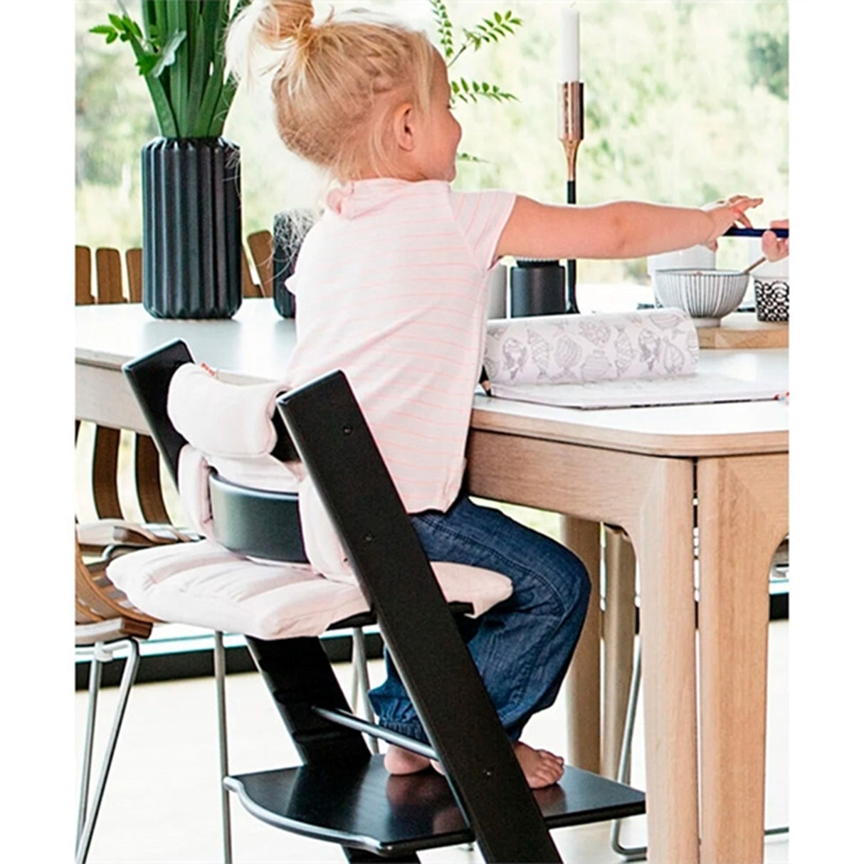 Tripp Trapp® Højstol Black Inkl. Baby Set 2