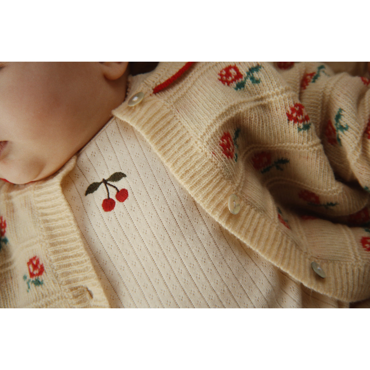 Konges Sløjd Rose Belou Halsbånd Cardigan