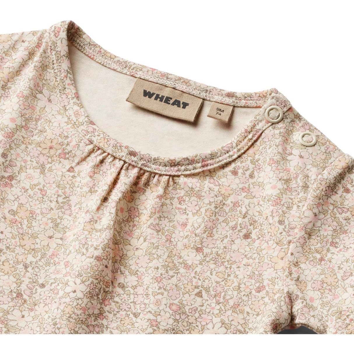 Wheat Cream Flower Meadow Body Linette 2