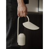 Ferm Living Cashmere Arum Portable Lampe