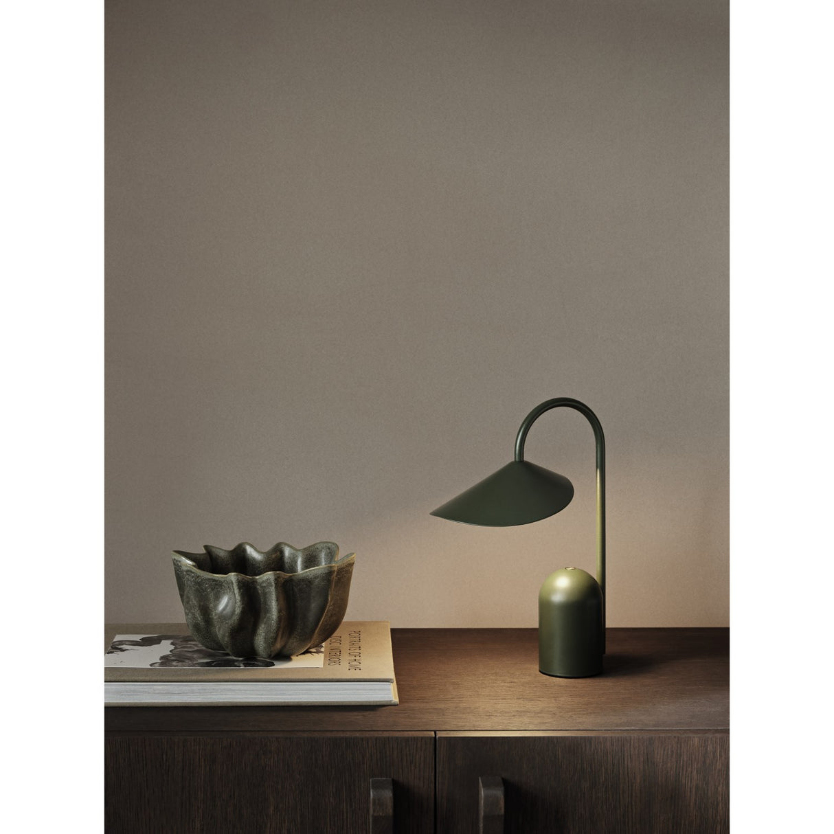 Ferm Living Grass Green Arum Portable Lampe