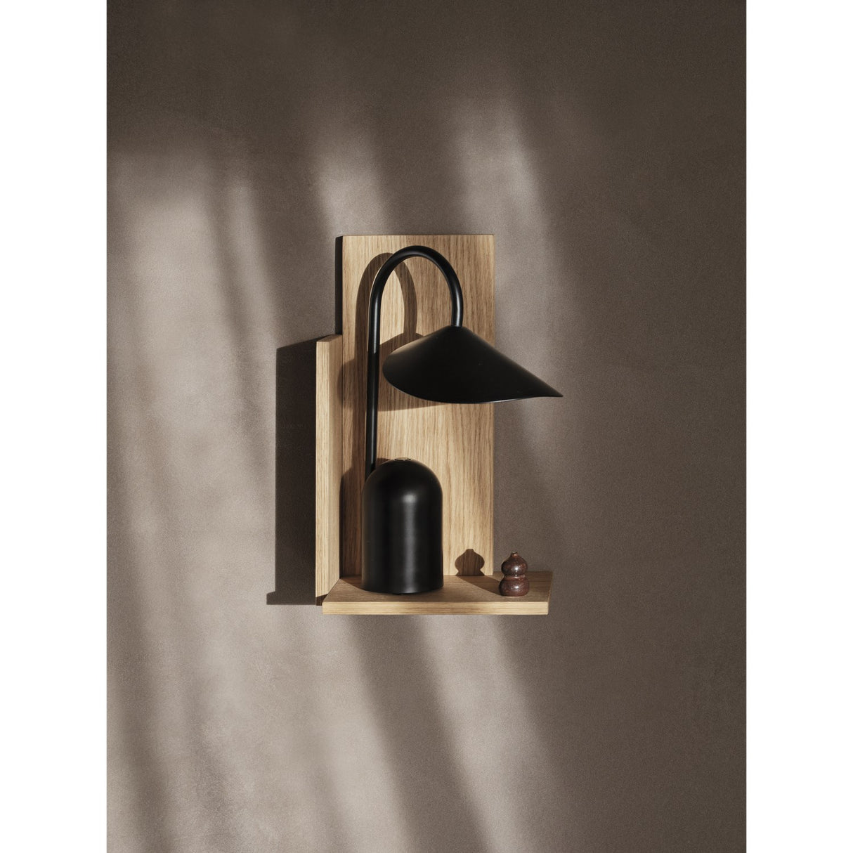 Ferm Living Black Arum Portable Lampe