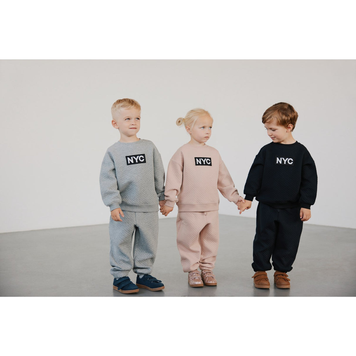 Sofie Schnoor Black Collegegenser