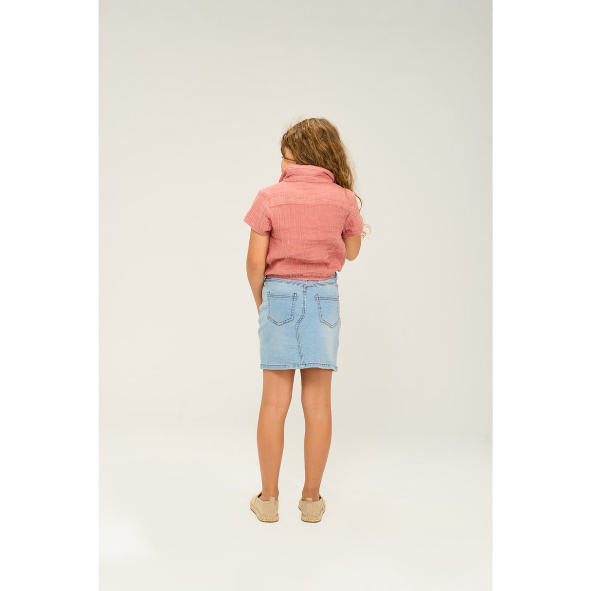 The New Light Blue Denim Oda denimskjørtet