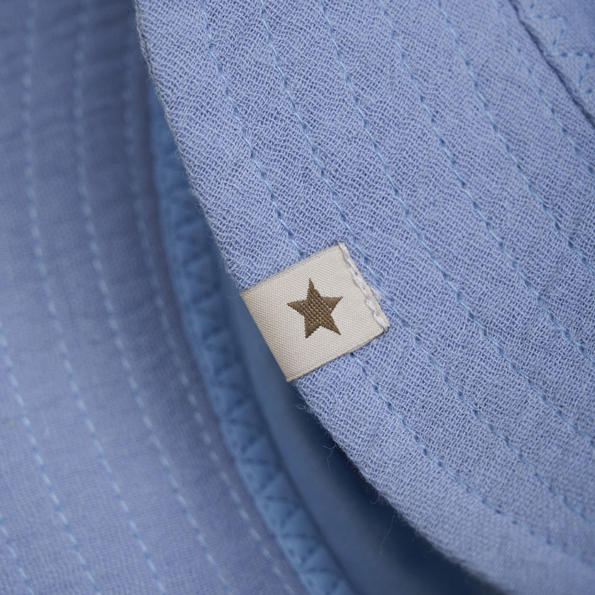 Huttelihut Quiet Harbor bøttehatt muslin