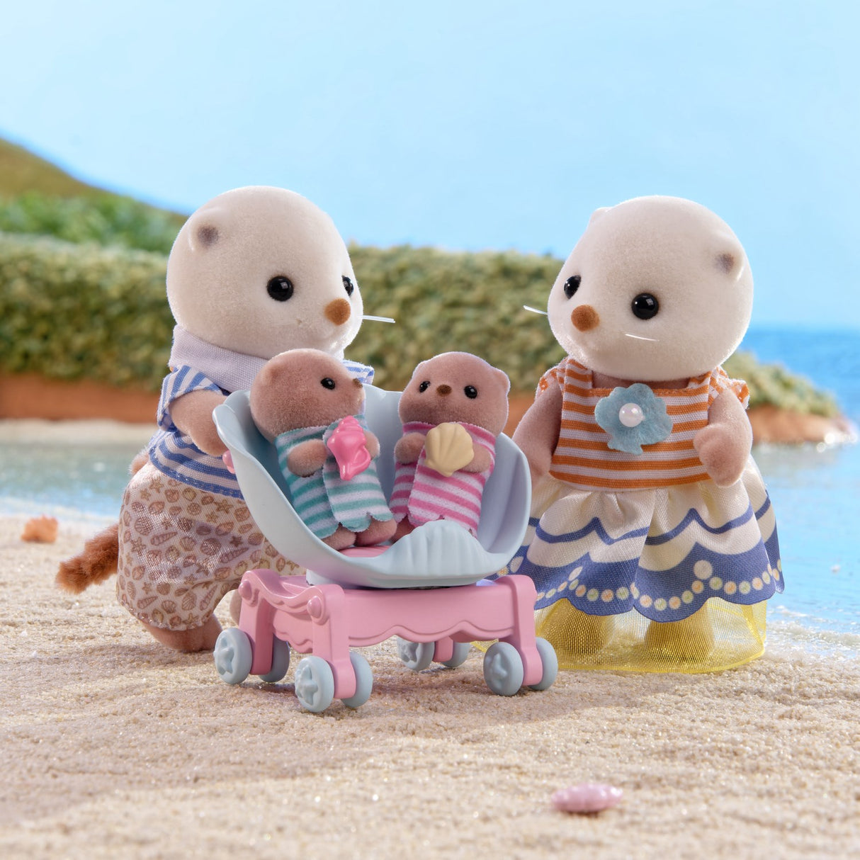 Sylvanian Families® Sea Otter Family