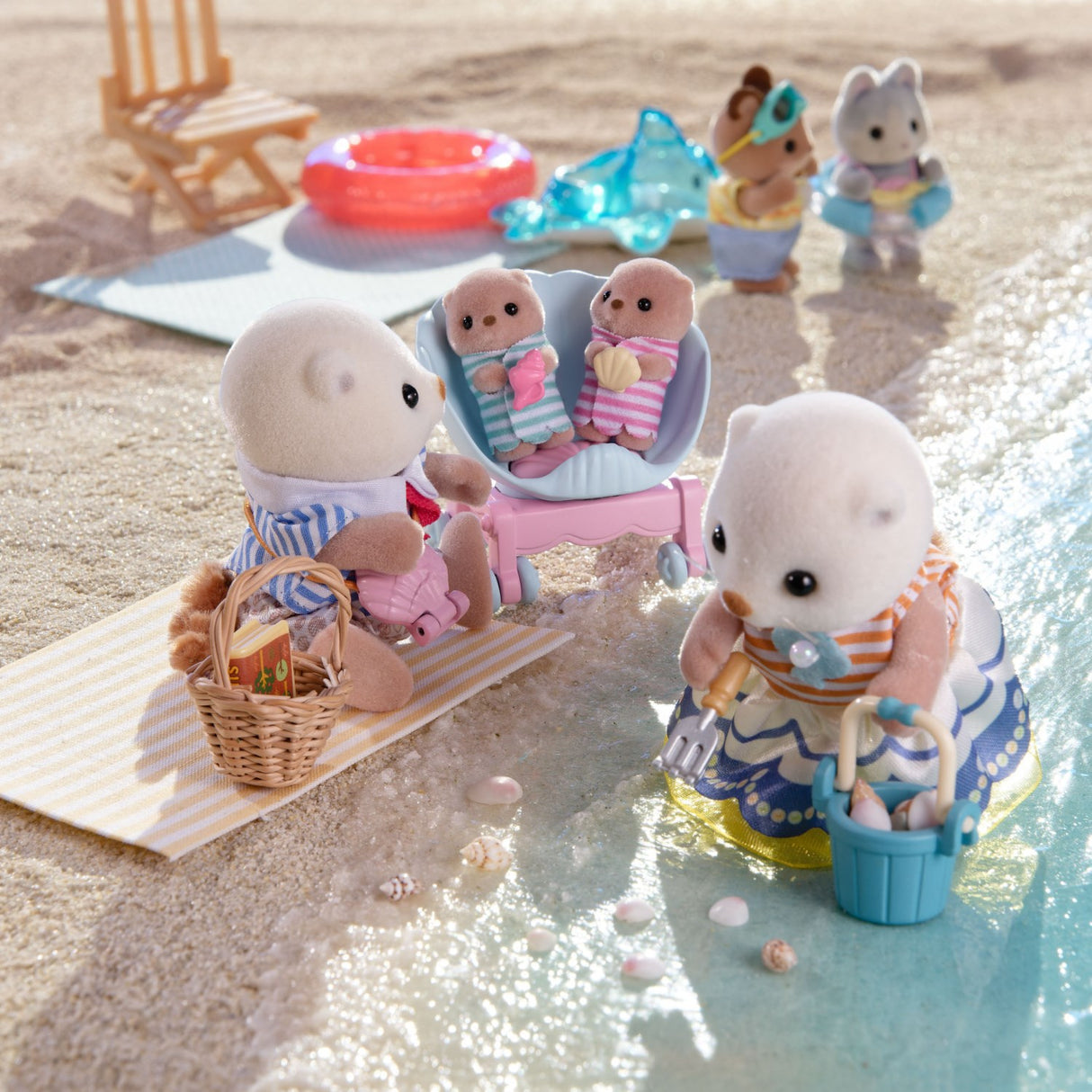 Sylvanian Families® Sea Otter Family