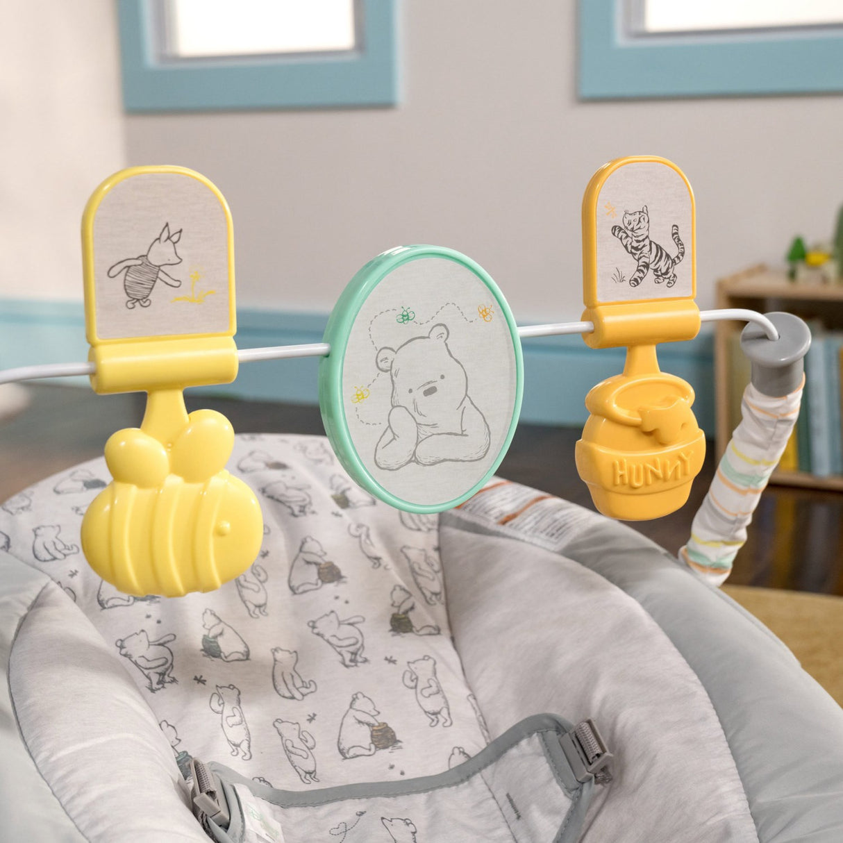 Bright Starts Disney Winnie The Pooh Classic Pals™ Vibrating Bouncer